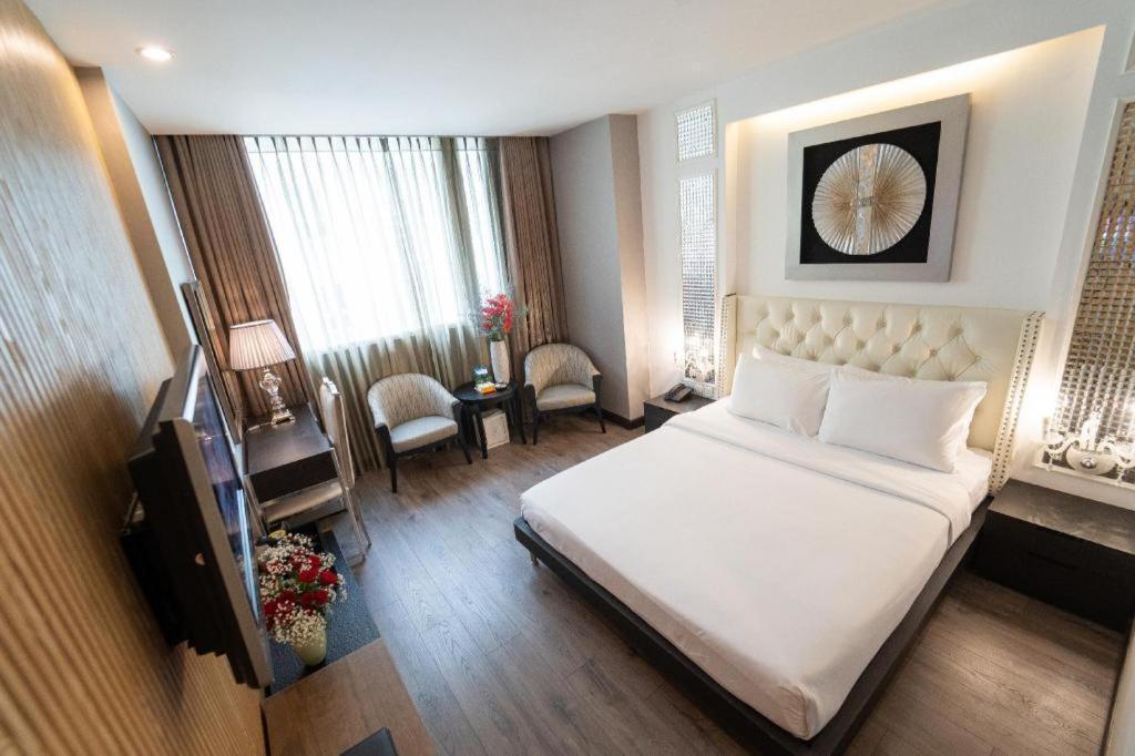 The White Hotel 8A Thai Van Lung Ho Chi Minh-staden Exteriör bild